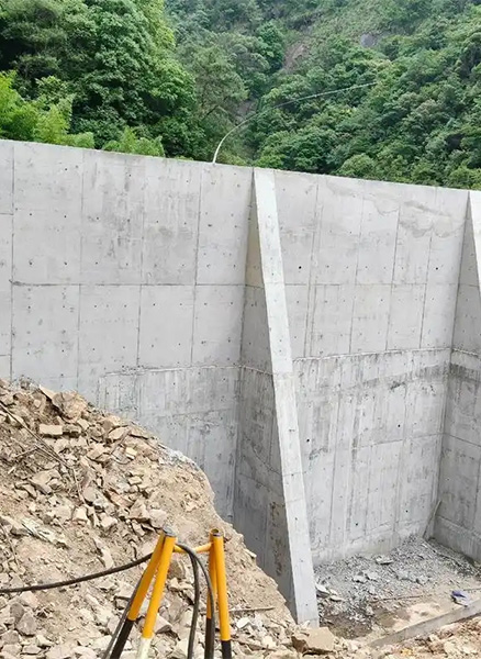 石家庄赞皇县重力式挡土墙